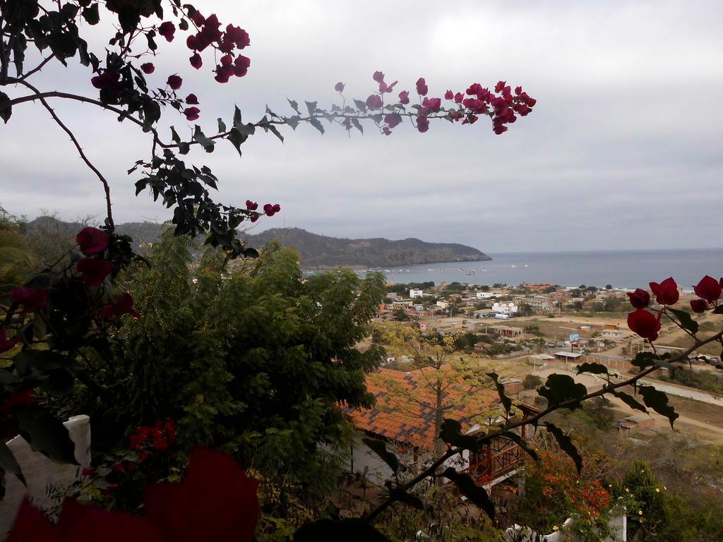 Maremonti Bed & Breakfast Puerto López エクステリア 写真