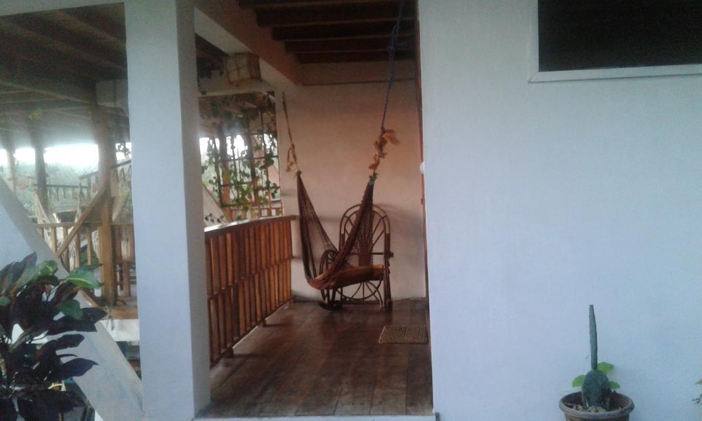 Maremonti Bed & Breakfast Puerto López エクステリア 写真