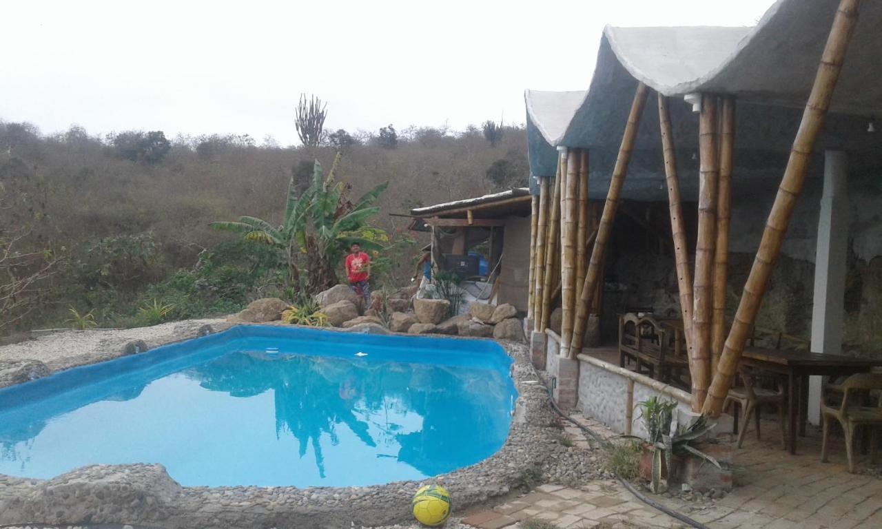 Maremonti Bed & Breakfast Puerto López エクステリア 写真